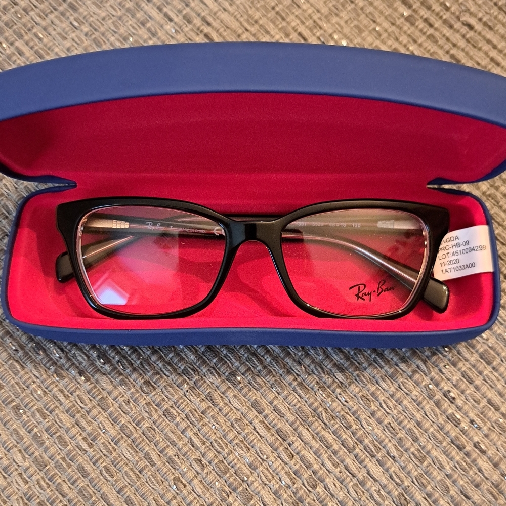 Kids Ray Ban frame.